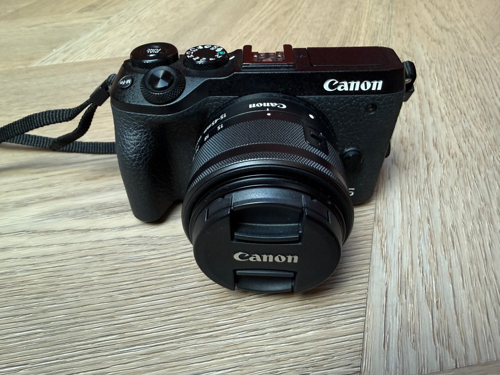 Canon EOS M6 Mark II + EF-M 15-45mm + EVF-DC2 Zoeker + Case, Gebruikt, Canon, 32 megapixels, Ophalen of Verzenden