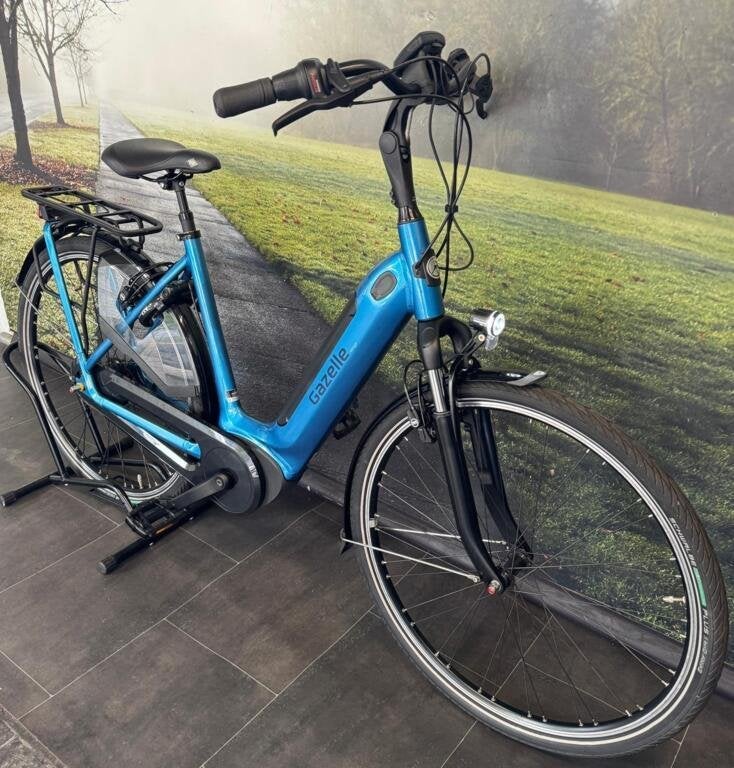 Gazelle Grenoble C7+ Elektrische fiets | Middenmotor | 500WH, Fietsen en Brommers, Koninklijke Gazelle N.V., Wilhelminaweg 8 6951 BP Dieren Nederland