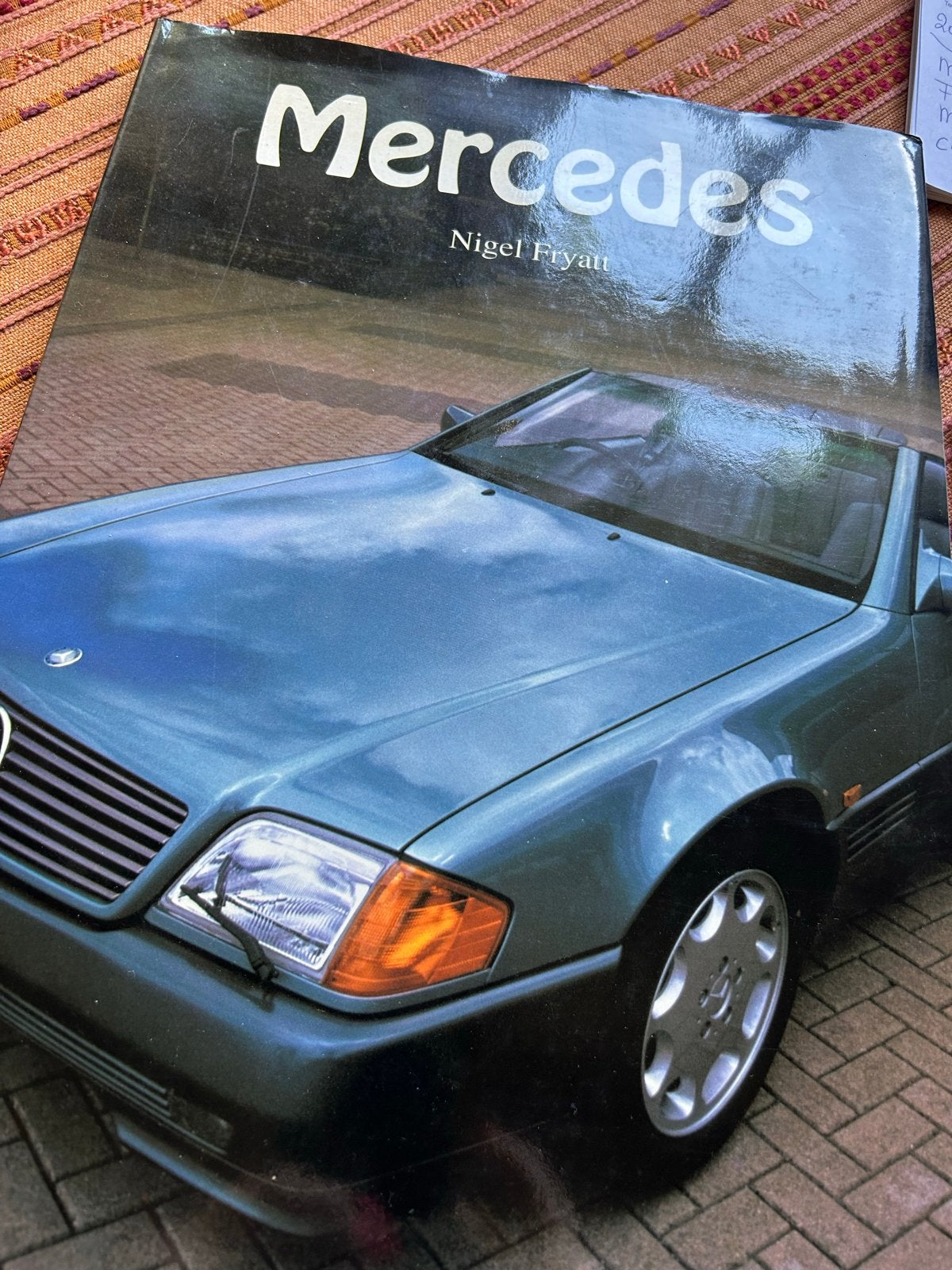 Mercedes Boek Nigel Fryatt 1991 - Prachtige Kleurenfoto's, Ophalen of Verzenden, Gelezen, Mercedes