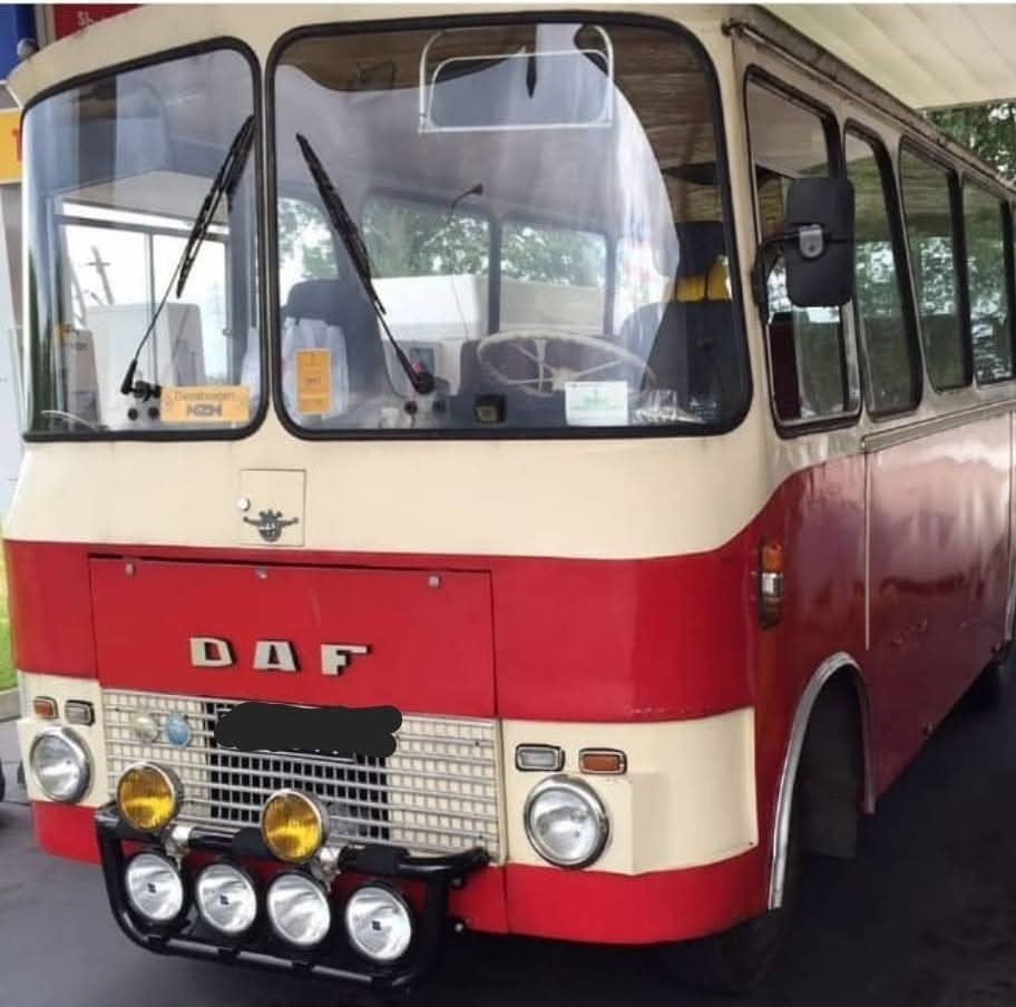 Daf B 1100 DA 460 Camper - Restauratieproject, Auto's, Vrachtwagens, Particulier, Ophalen