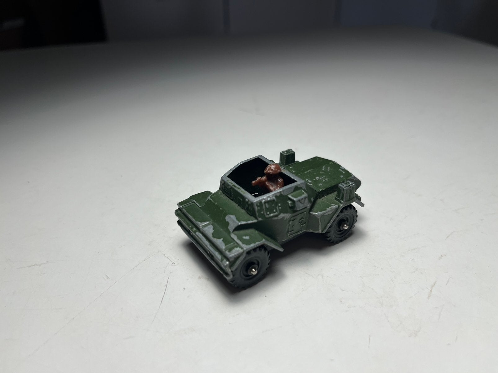 Corgi Juniors - Daimler Scout Car - Schaal 1:87, Hobby en Vrije tijd, Ophalen of Verzenden, Gebruikt, Bus of Vrachtwagen, Corgi