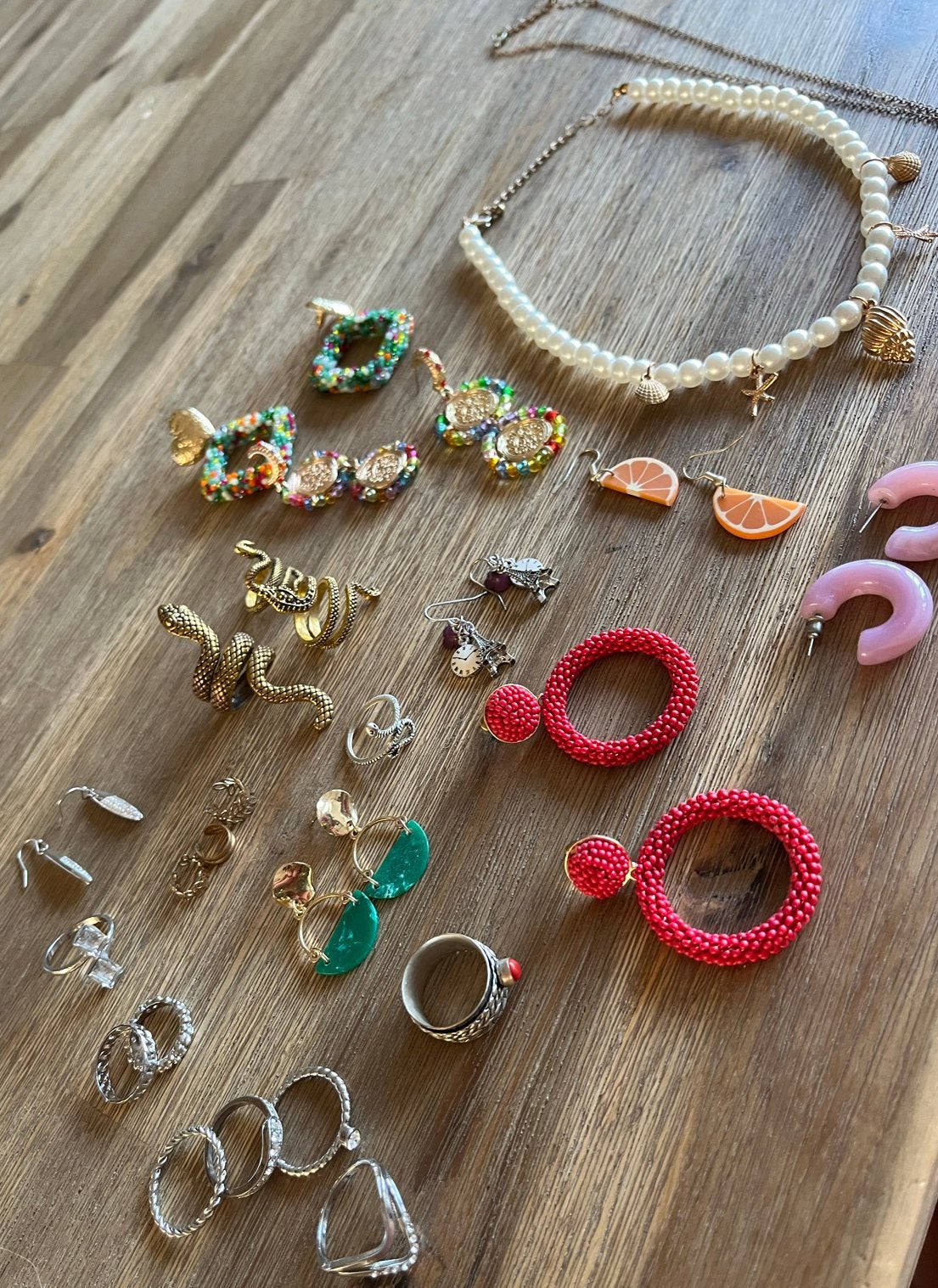 Gemengde zomerse sieraden: oorbellen, ringen, kettingen, Met kristal, Overige materialen, Overige kleuren, Ophalen of Verzenden