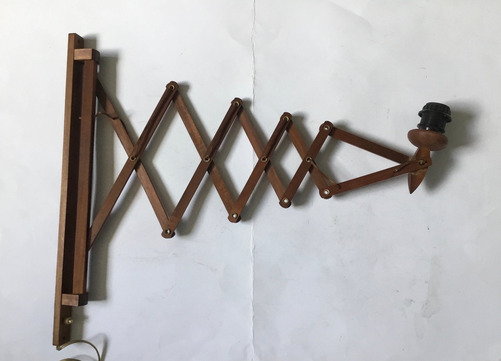Deens design schaarlamp teakhout jaren 60 / 70, Ophalen of Verzenden, Lamp, Hout