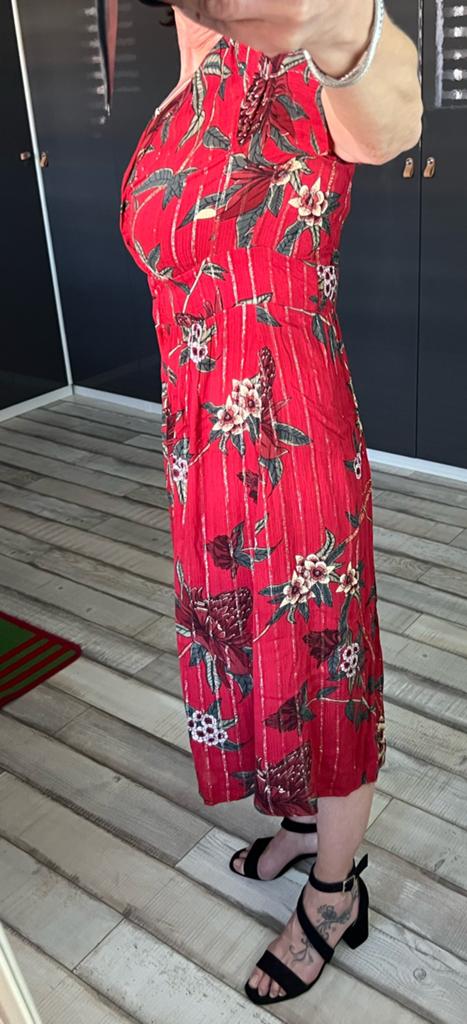 Jurk ba&sh, Kleding | Dames, Jurken, Zo goed als nieuw, Maat 38/40 (M), Rood, Onder de knie, Ophalen of Verzenden
