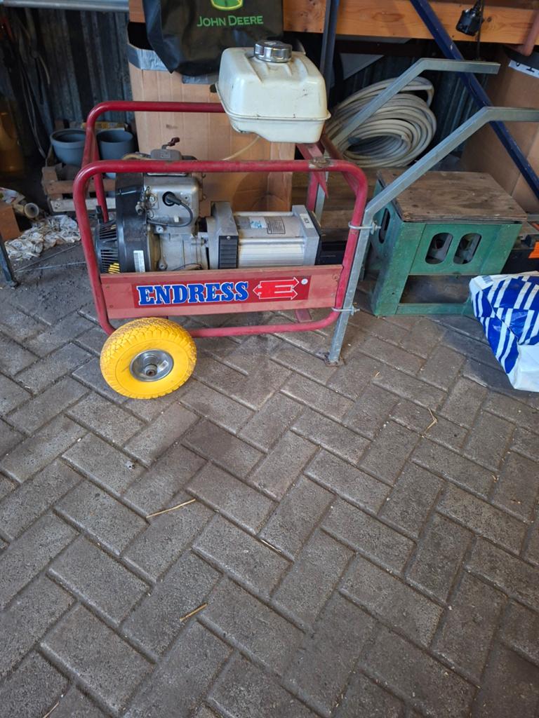 Endress Aggregaat met Robin EH25 Motor, Doe-het-zelf en Verbouw, Gereedschap | Lasapparaten, Ophalen of Verzenden, Gebruikt