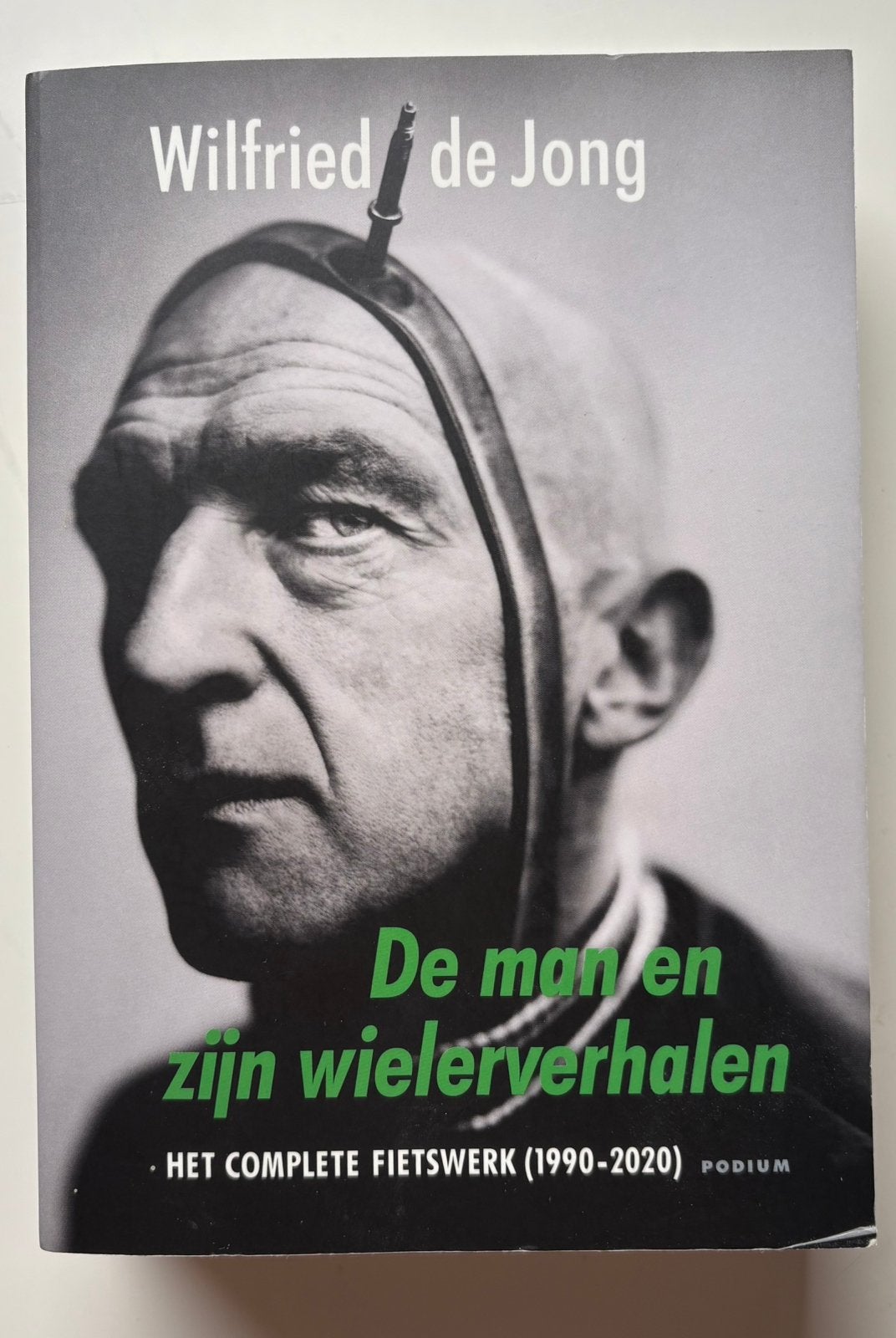 Wilfried de Jong - De man en zijn wielerverhalen, Ophalen of Verzenden, Zo goed als nieuw