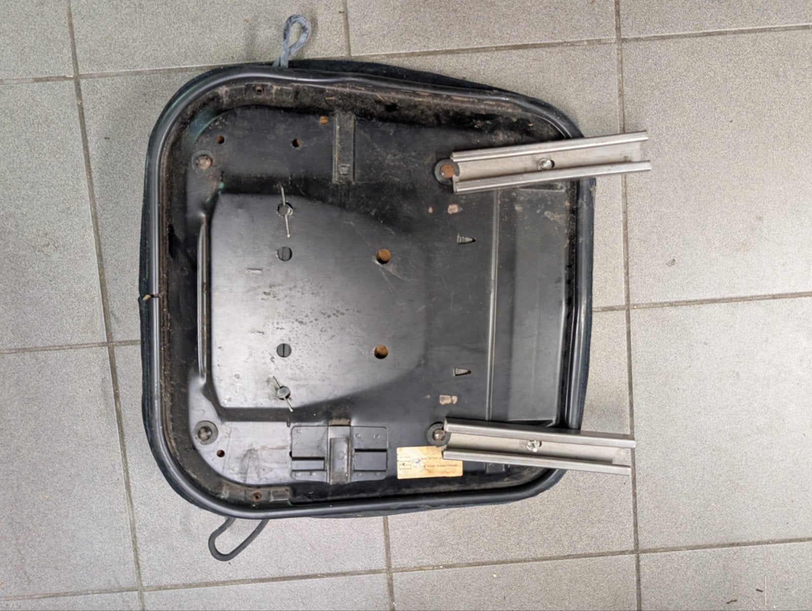 Comfortabel stoeltje voor zijspan - Zwart, Ophalen