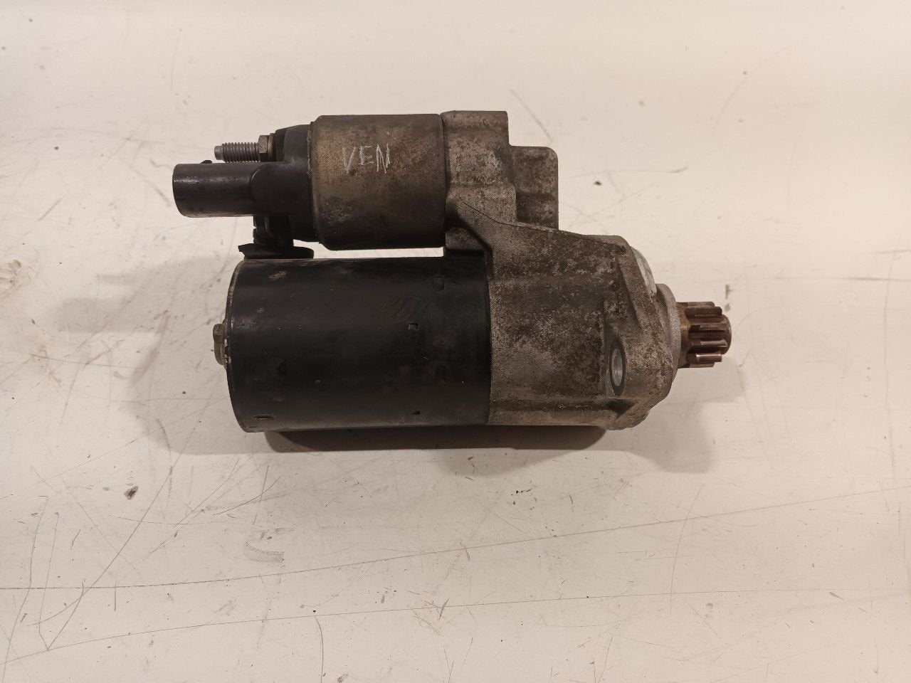 Startmotor Volkswagen Touran, Onderdelen@venauto.nl, Van der Ven Autorecycling B.V., Gebruikt, Ettenseweg 76, 4706 PB Roosendaal, The Netherlands