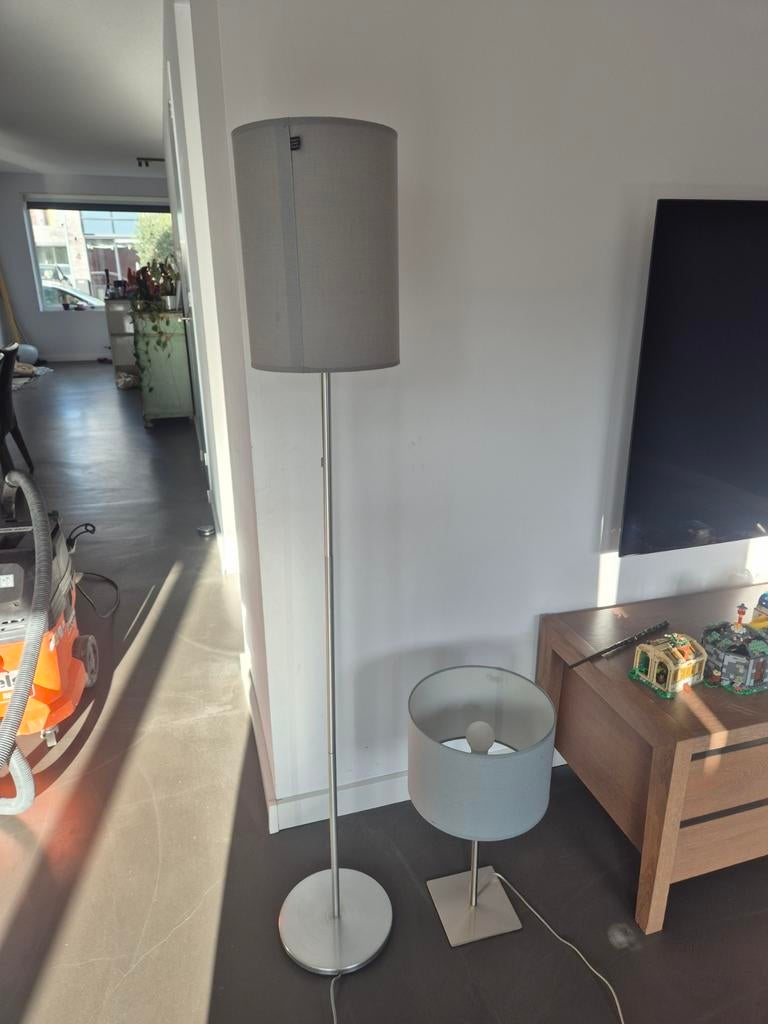 2 staande lampen, Ophalen, 150 tot 200 cm