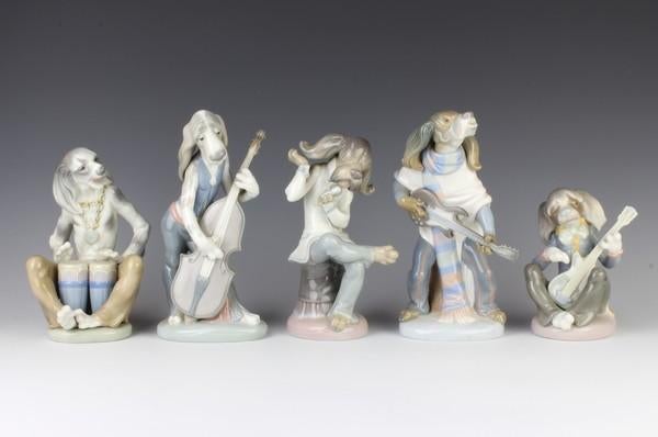 Lladro Dog Band, Overige onderwerpen, Geglazuurd, Ophalen of Verzenden, 20 - 50 cm
