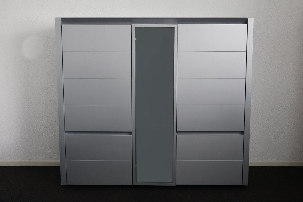 Lichtgrijs dressoir met mat-glasdeur, Ophalen, 100 tot 150 cm, Overige houtsoorten, Modern
