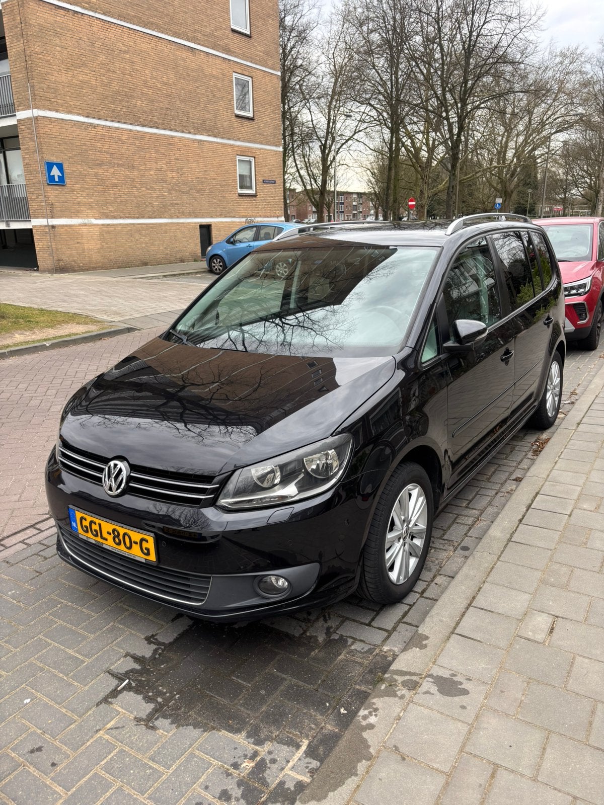 Volkswagen Touran 1.4 TSI 103KW  STYLE 2012 Zwart, Voorwielaandrijving, 1416 kg, 4 cilinders, Zwart