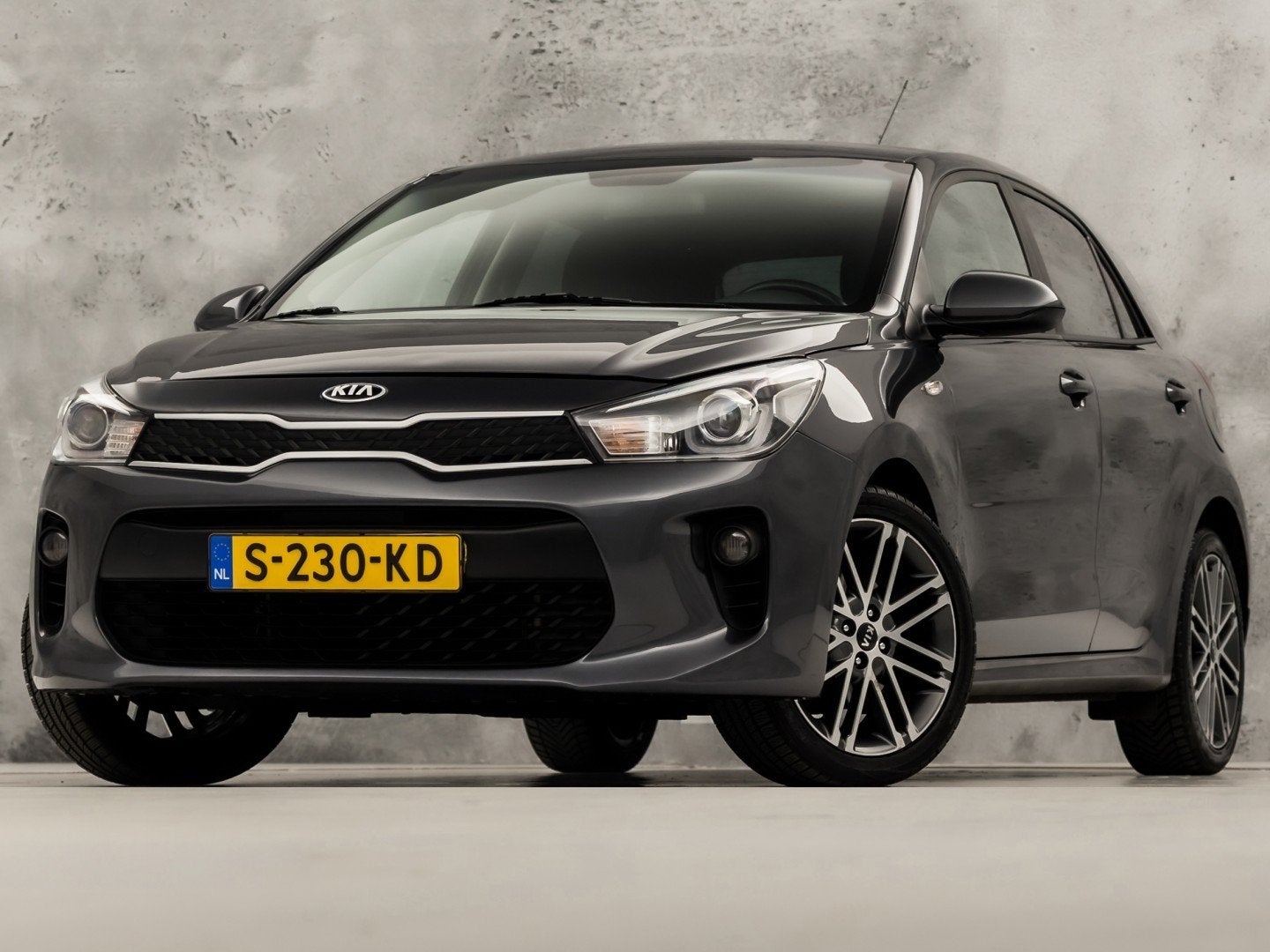 Kia Rio 1.4 DynamicLine Sport Automaat (STUUR/STOELVERWARMIN, Auto's, 12 maanden, Gebruikt, 4 cilinders, 49 €/maand