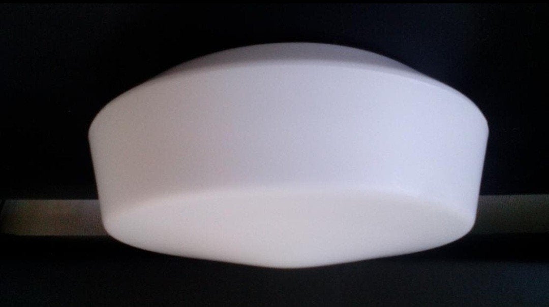 vintage RZB plafonniere, opaalglas met zijdeglans, 30 cm, Gebruikt, Vintage, Glas, Wit