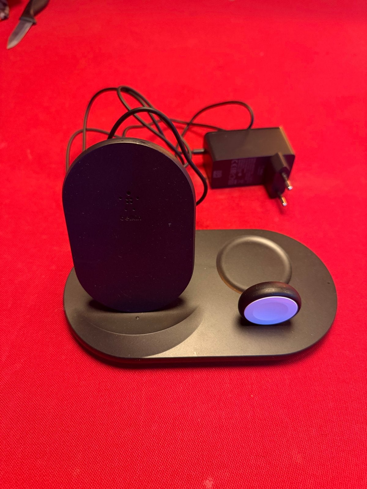 Belkin 3-in-1 draadloze oplader voor telefoon, smartwatch, A, Ophalen of Verzenden, Zo goed als nieuw, Overige typen, Apple