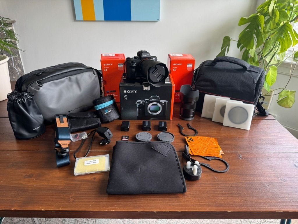 Sony A7 II complete set 3108 clicks, tas & statief, Audio, Tv en Foto, Fotocamera's Digitaal, Screenprotector, Kantelbaar/draaibaar scherm