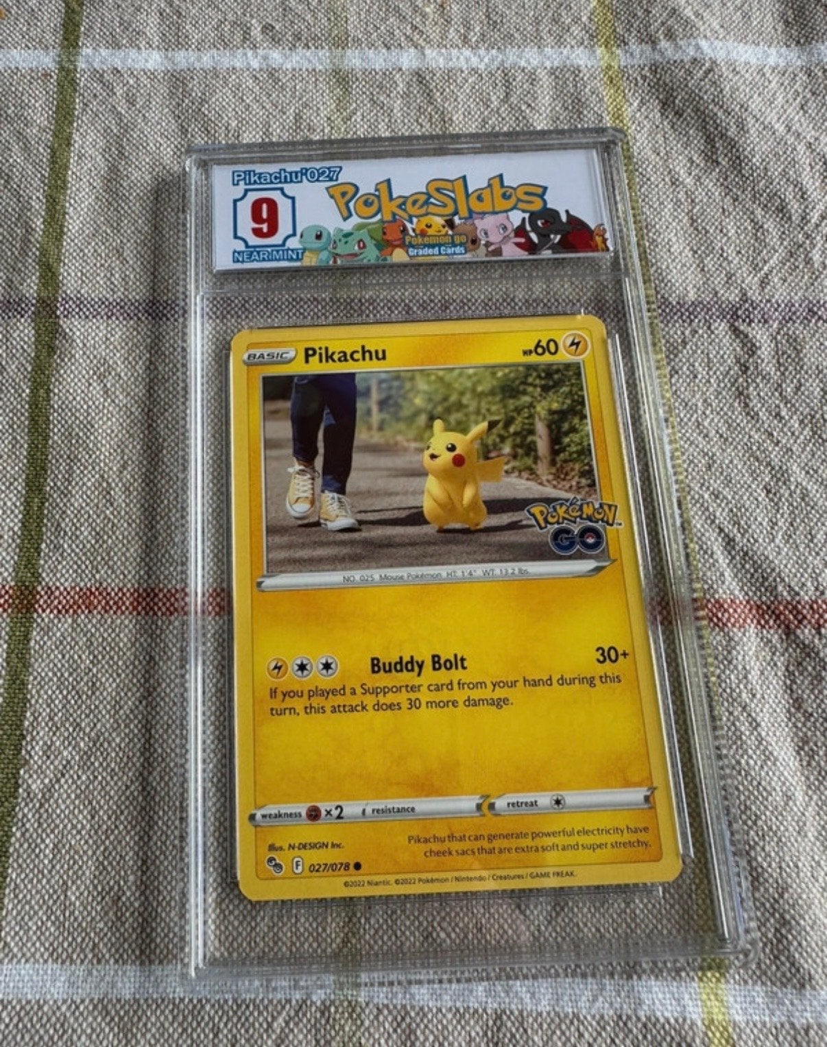 Pikachu Pokémon GO Promo 027/078 Slab PSA 9 Near Mint, Hobby en Vrije tijd, Verzamelkaartspellen | Pokémon, Ophalen of Verzenden