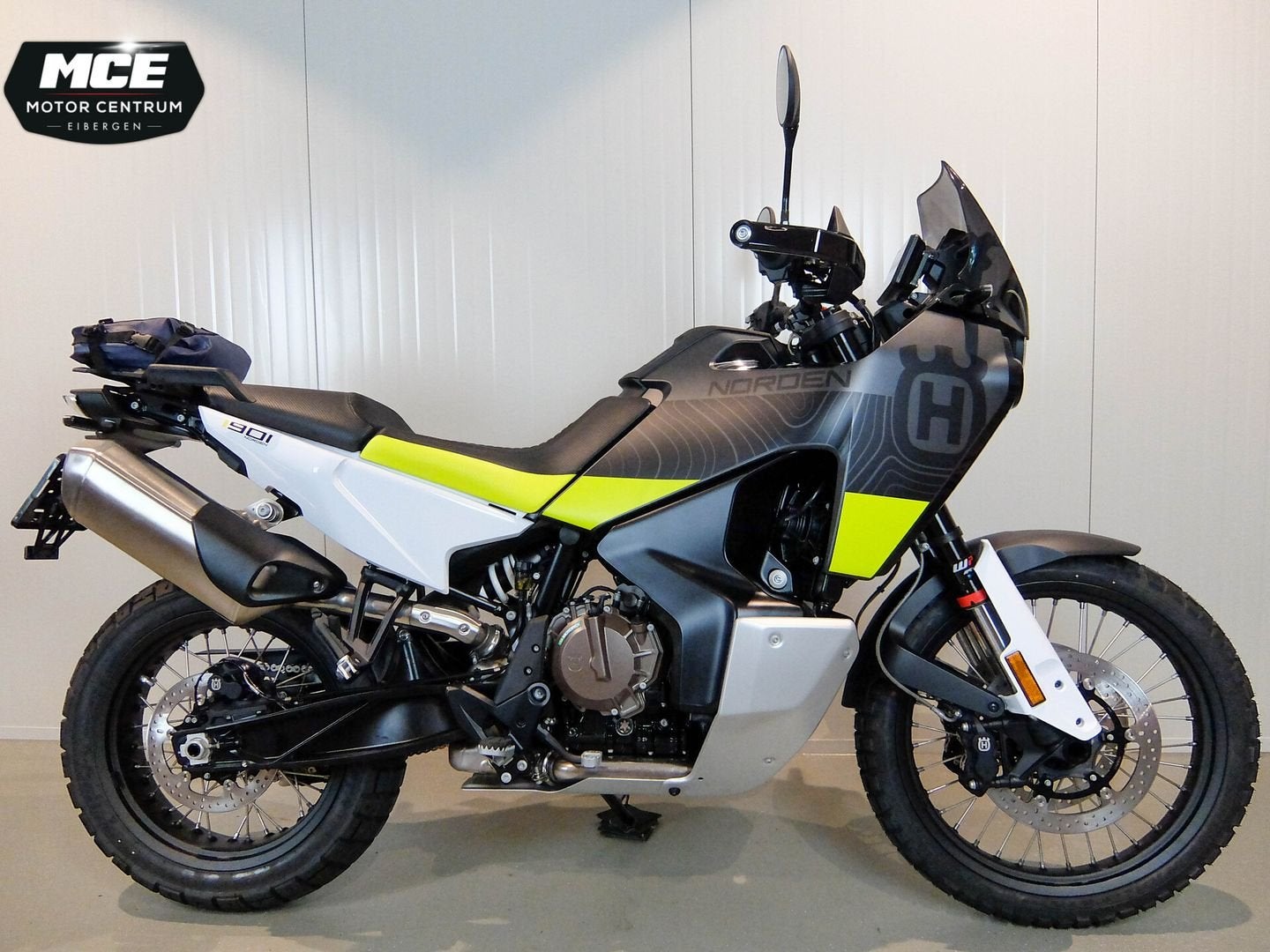 HUSQVARNA NORDEN  901 (bj 2023), 2 cilinders, Motorrijbewijs A, Onbekend, Meer dan 35 kW