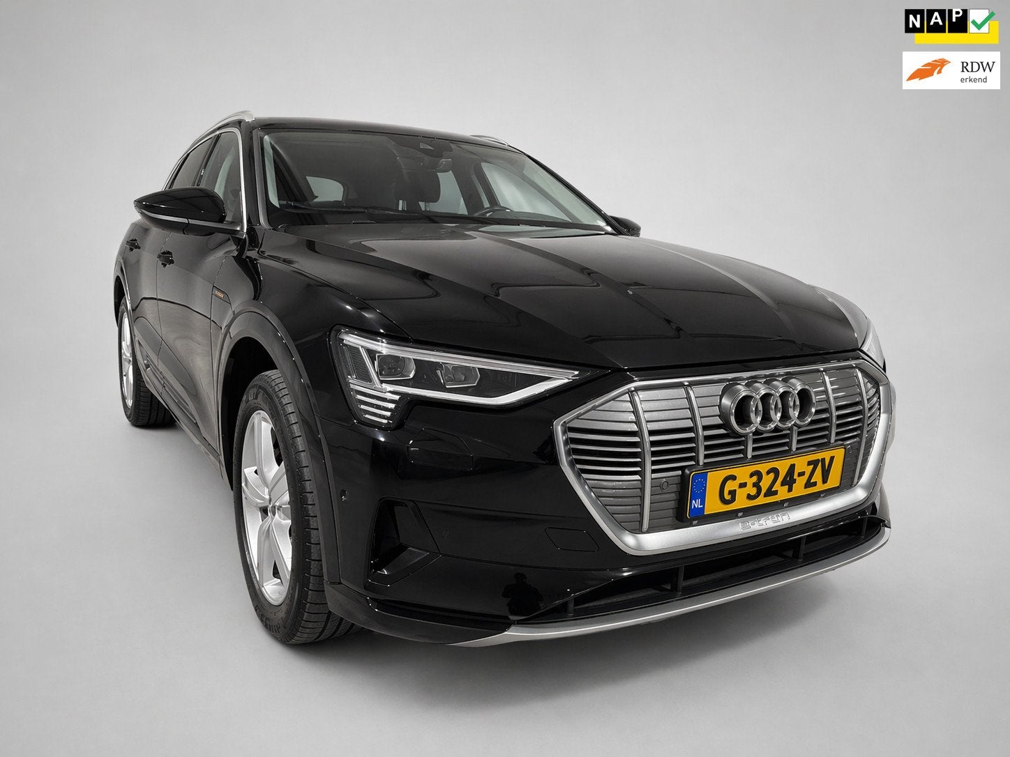 Audi E-tron 50 Quattro Launch edition plus 71 kWh - Panodak, Auto's, Audi, Automaat, Zwart, Vierwielaandrijving, 193 min
