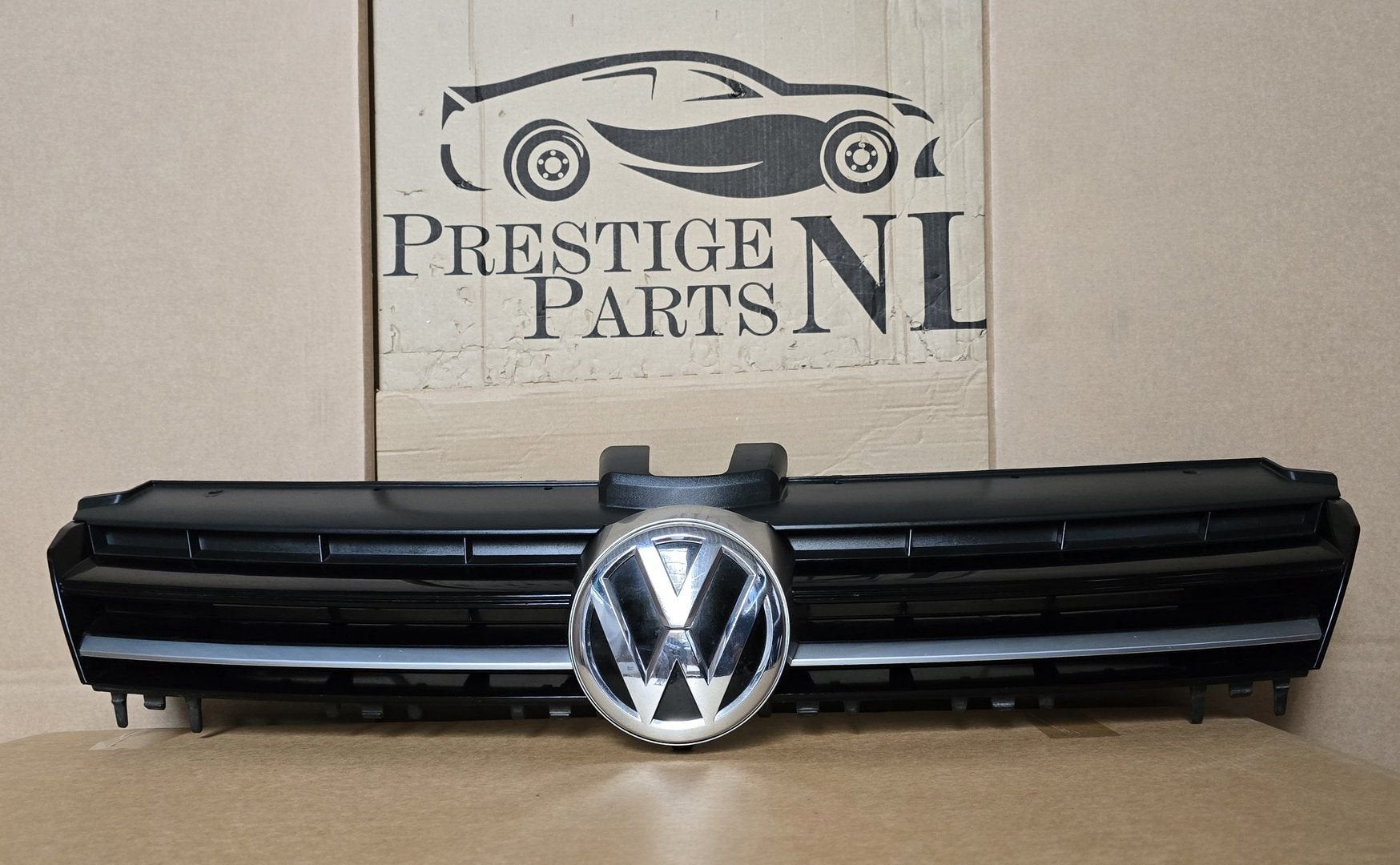 Grill VOLKSWAGEN Golf 7 VII R R20 GRILLE 5G0853653 2012-2017, Auto-onderdelen, Carrosserie en Plaatwerk, Bumper, Voor, Gebruikt