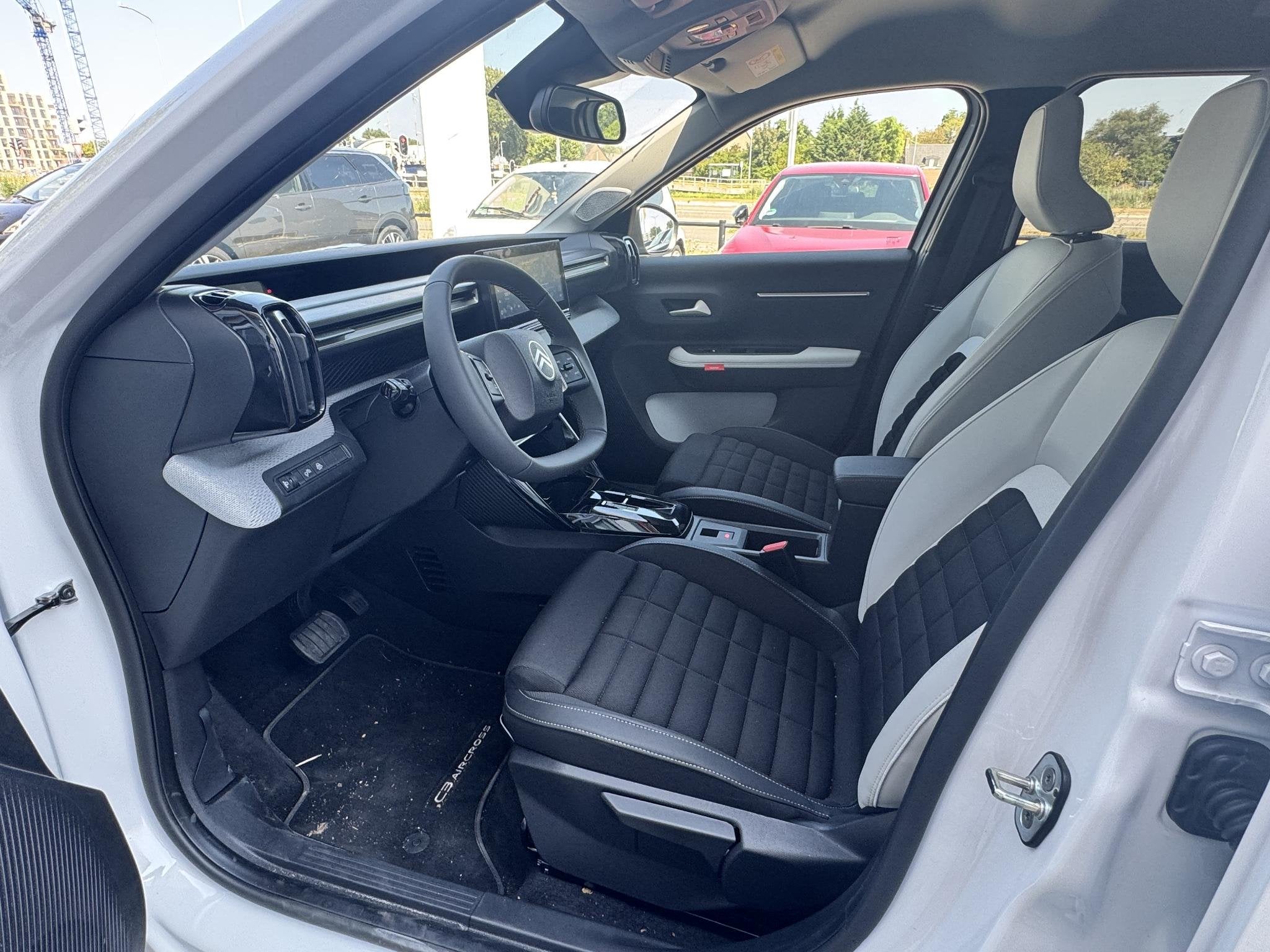 Citroen C3 Aircross 1.2 Hybrid 145pk Max 7p DEMO | Nieuwste, Auto's, Citroën, Gebruikt, Euro 6, 1199 cc, Wit