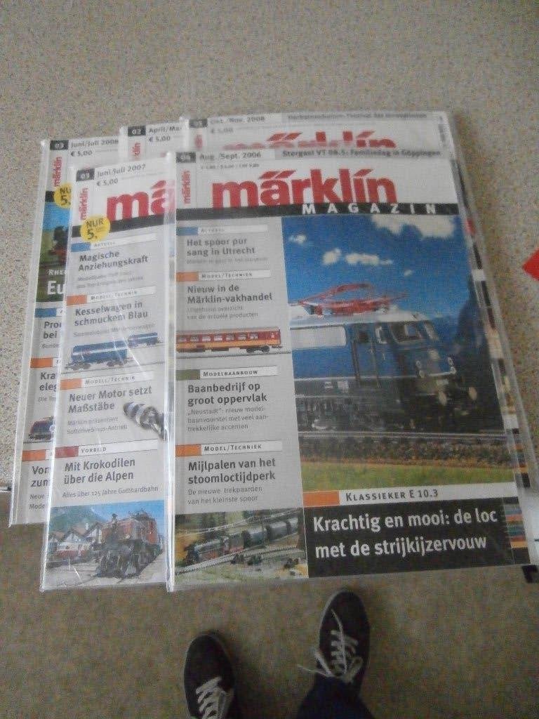 GRATIS Vele modelspoorboekjes 136 stuks, Ophalen, Wisselstroom, Boek, Tijdschrift of Catalogus, Zo goed als nieuw
