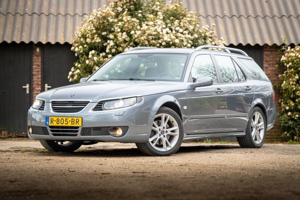 Saab 2008 Grijs, 1800 kg, Zwart, 4 cilinders, 2290 cc