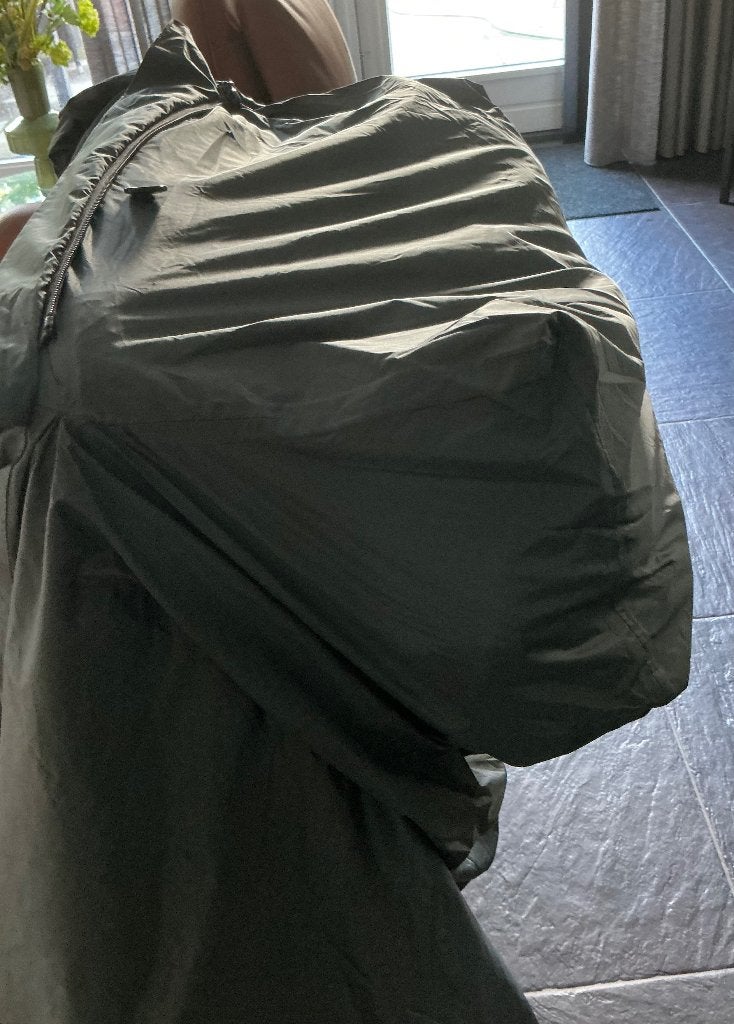 Wildebeast regen Poncho 1x gedragen €15, Ophalen, Zo goed als nieuw, Regenponcho