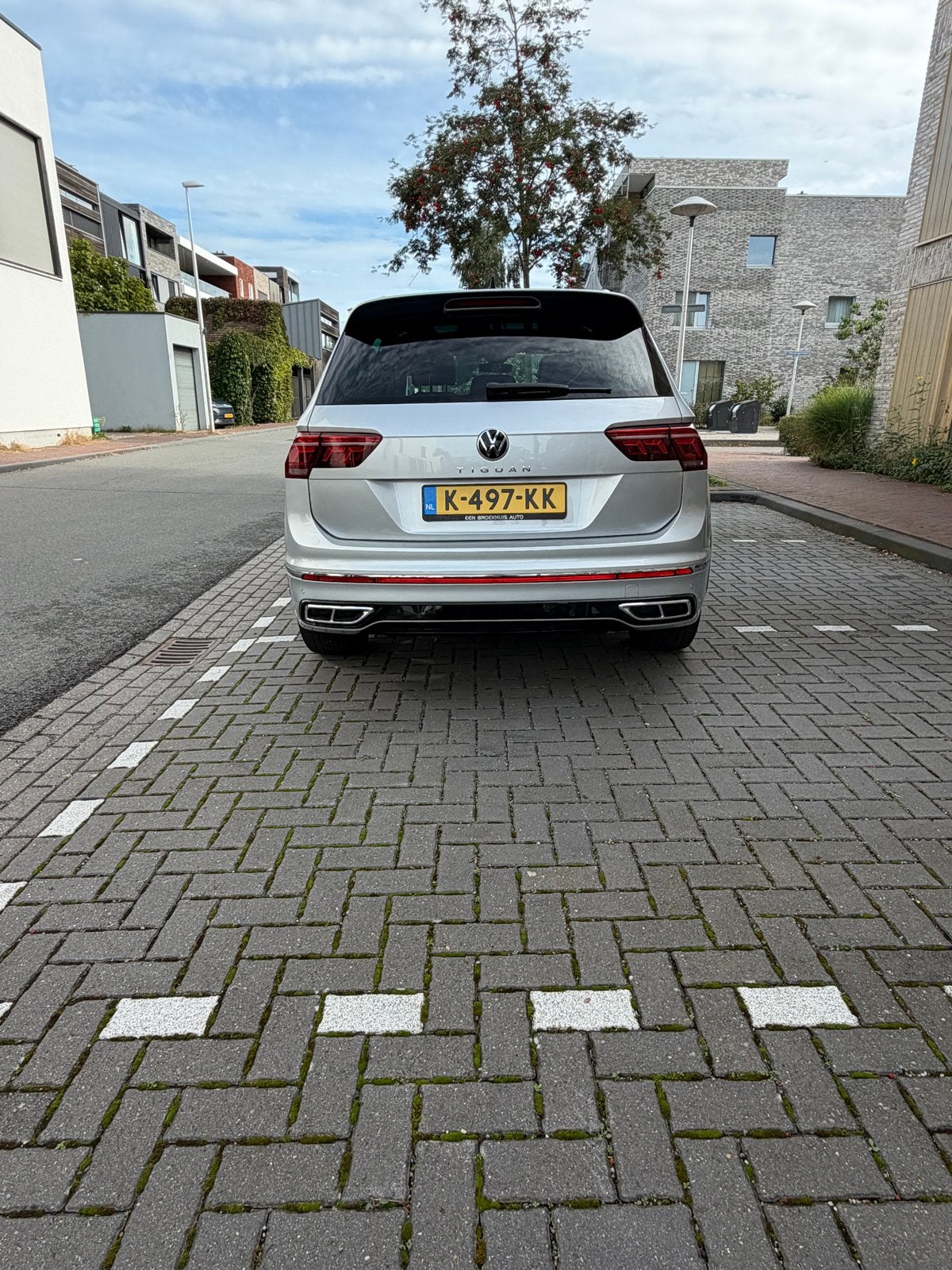 Foto 5 van Volkswagen Tiguan 1.5 TSI ACT 150pk DSG 2021 Grijs