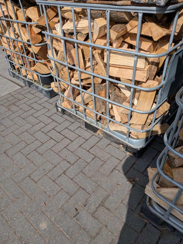 Mix eik, beuk, berk, essen DROOG haardhout €125 per kuub, 3 tot 6 m³, Ophalen, Beukenhout, Blokken