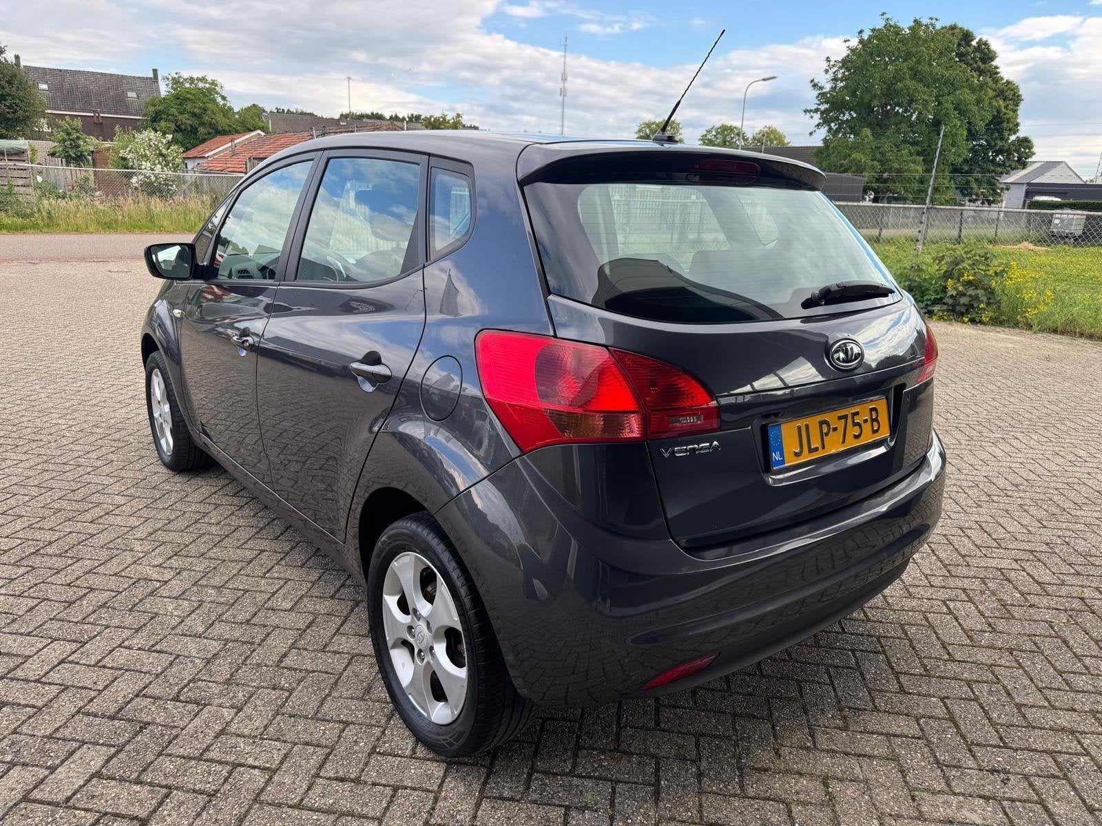 Kia VENGA 1.4 CVVT Super Pack l Navi l Airco l Camera, Voorwielaandrijving, Stof, Gebruikt, 1153 kg