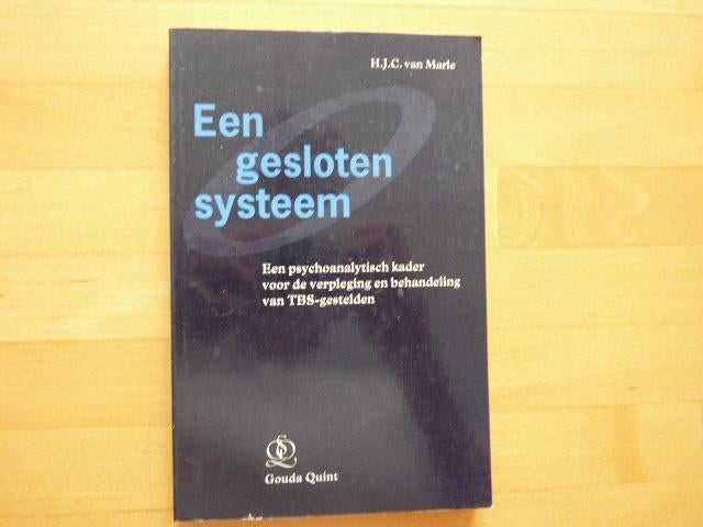 Een gesloten systeem Een psychoanalytisch kader, Boeken, Psychologie, Ophalen of Verzenden, Zo goed als nieuw
