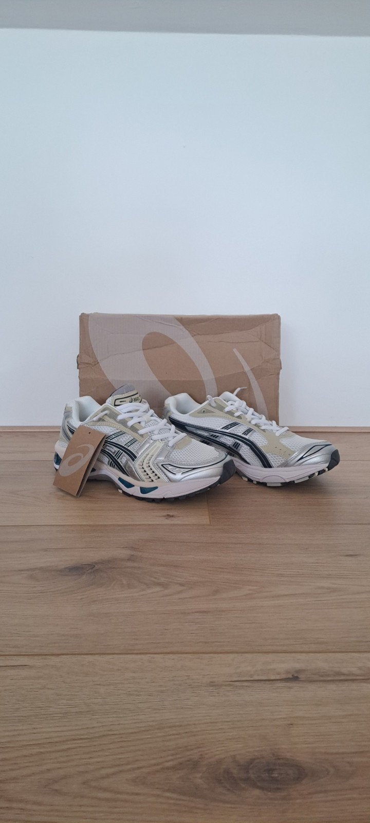 Asics gel kyano 14 maat 42, Overige kleuren, Sportschoenen, Nieuw, Ophalen of Verzenden
