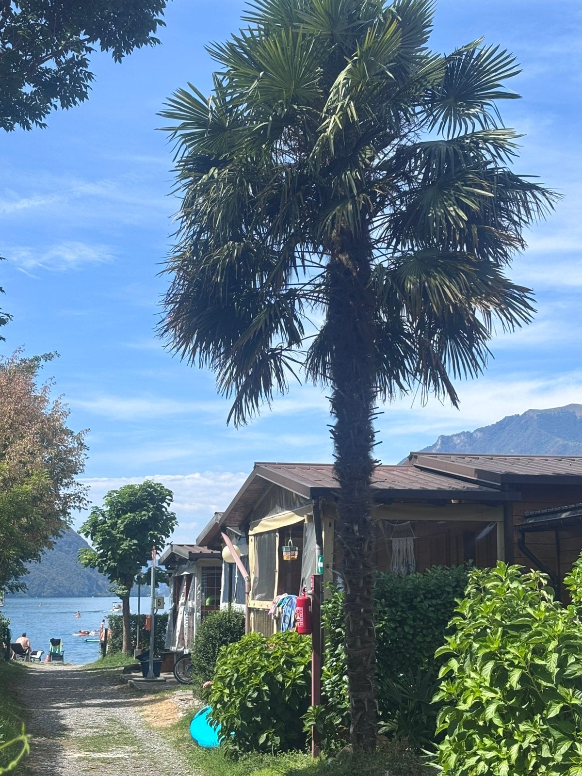 Vakantie Italie chalet Porlezza, Vakantie, 2 slaapkamers, Lombardije en Merengebied, Recreatiepark, Aan meer of rivier