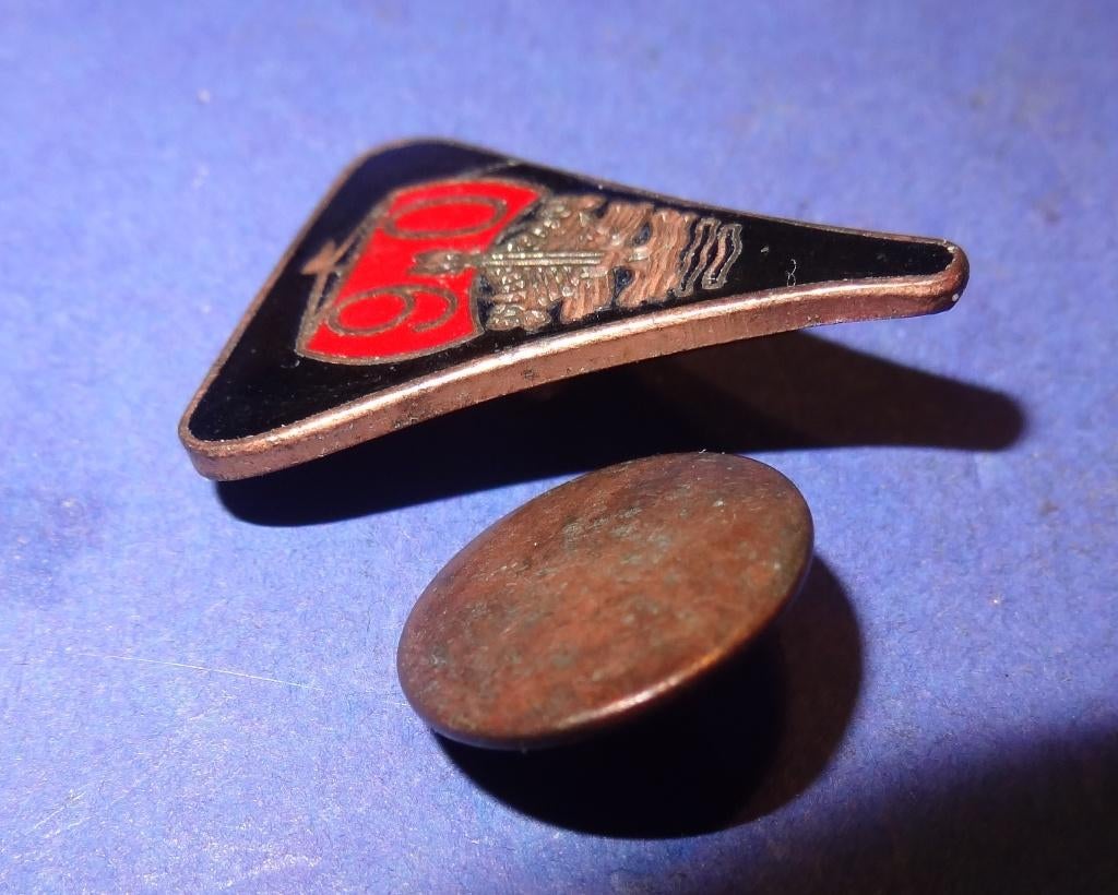 Rover 90 Gegeemailleerde Revers Knoop 25 x 19 mm No 1234, Verzenden, Gebruikt, Transport, Speldje of Pin
