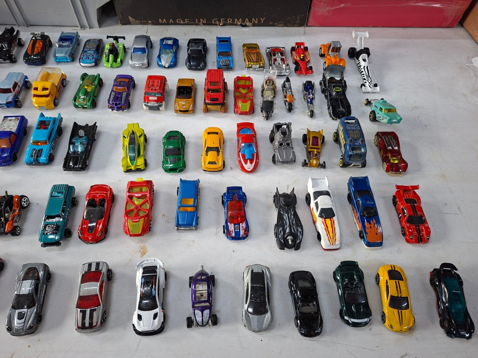 hotweels 70 stuks uit  jaren 90 en begin 2000, Ophalen of Verzenden, Zo goed als nieuw, Bus of Vrachtwagen, Overige merken
