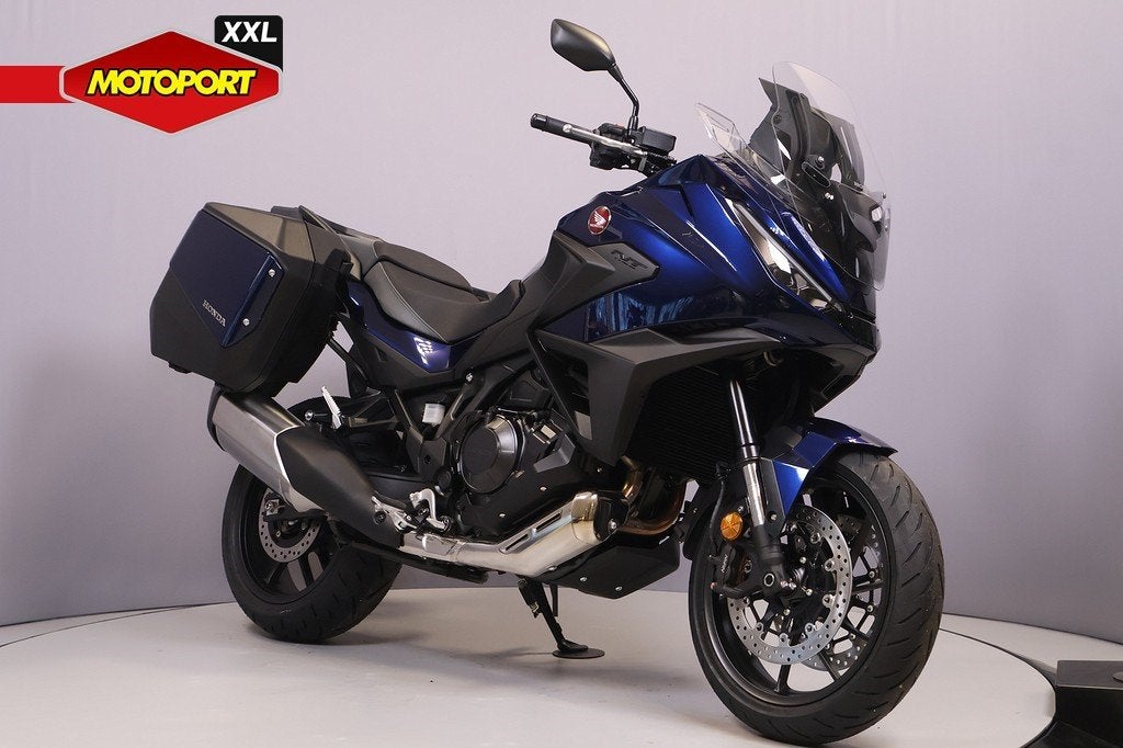Honda NT 1100, Bedrijf, Toermotor