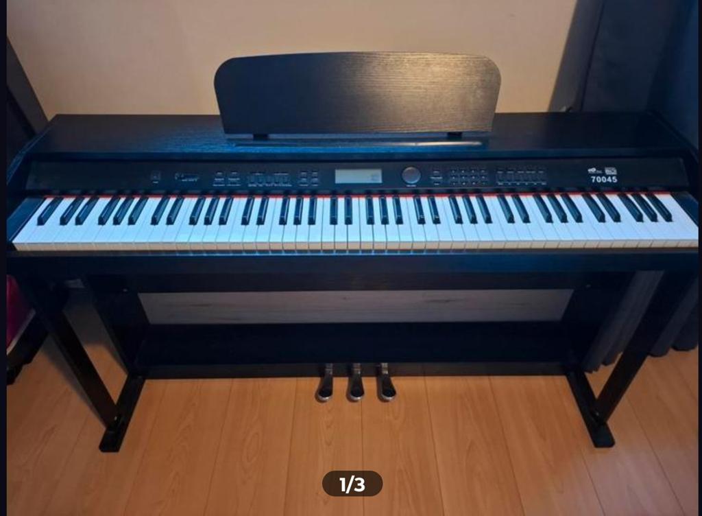 Digitale piano, Muziek en Instrumenten, Piano's, Ophalen, Gebruikt, Zwart