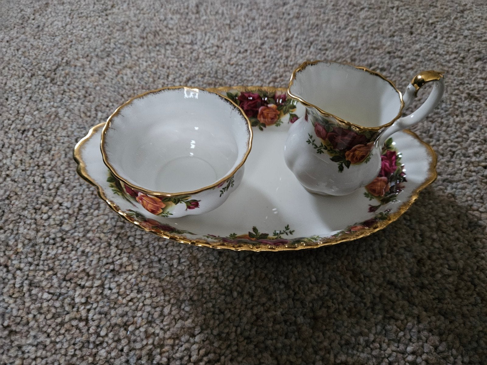 Royal Albert Old Country Roses Theesetje, Ophalen of Verzenden