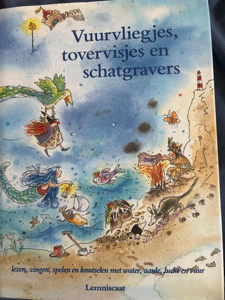 Vuurvliegjes, tovervisjes en schatgravers - Lemniscaat, Ophalen of Verzenden, Gelezen, Sprookjes