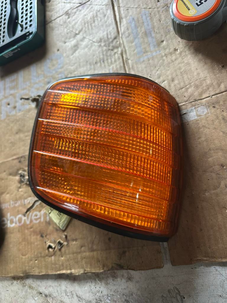 Mercedes-Benz Richtingaanwijzer Rechts Oranje W11149, Auto-onderdelen, Verlichting, Ophalen of Verzenden, Gebruikt, Mercedes-Benz