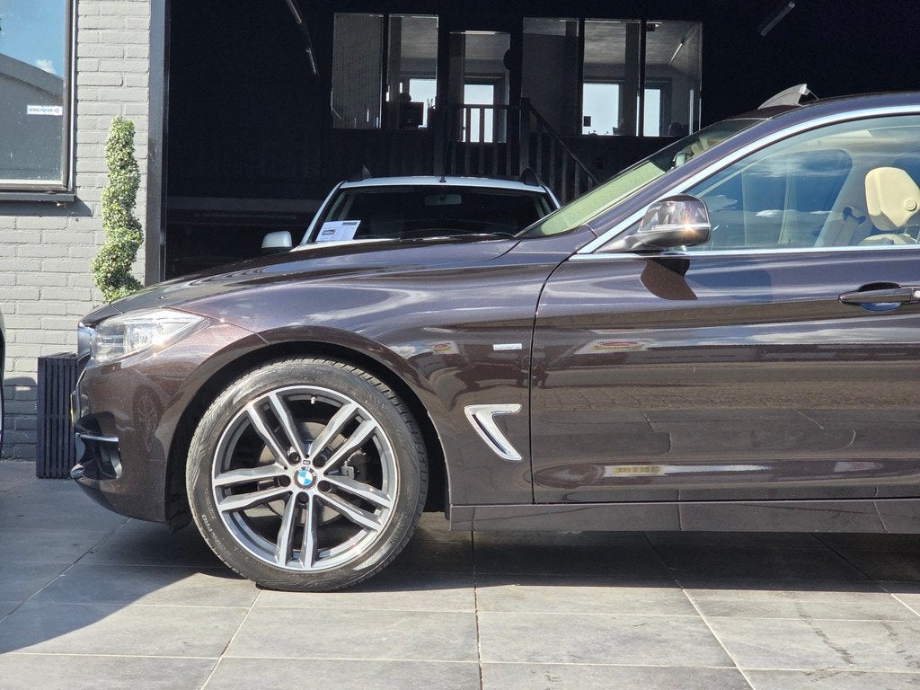 BMW 3-serie Gran Turismo 320i High Executive|PANO|Cruise|NAP, Auto's, BMW, Automaat, Achterwielaandrijving, Gebruikt, 4 cilinders