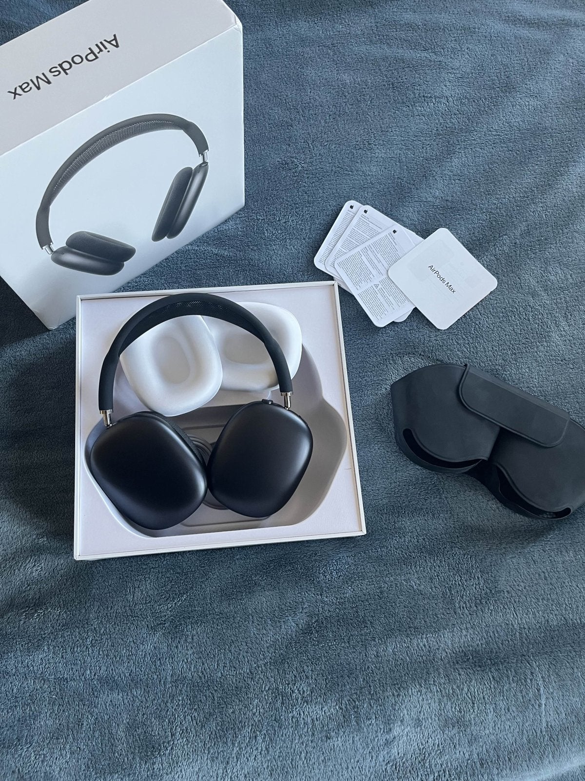 AirPods Max Black  (USB-C)