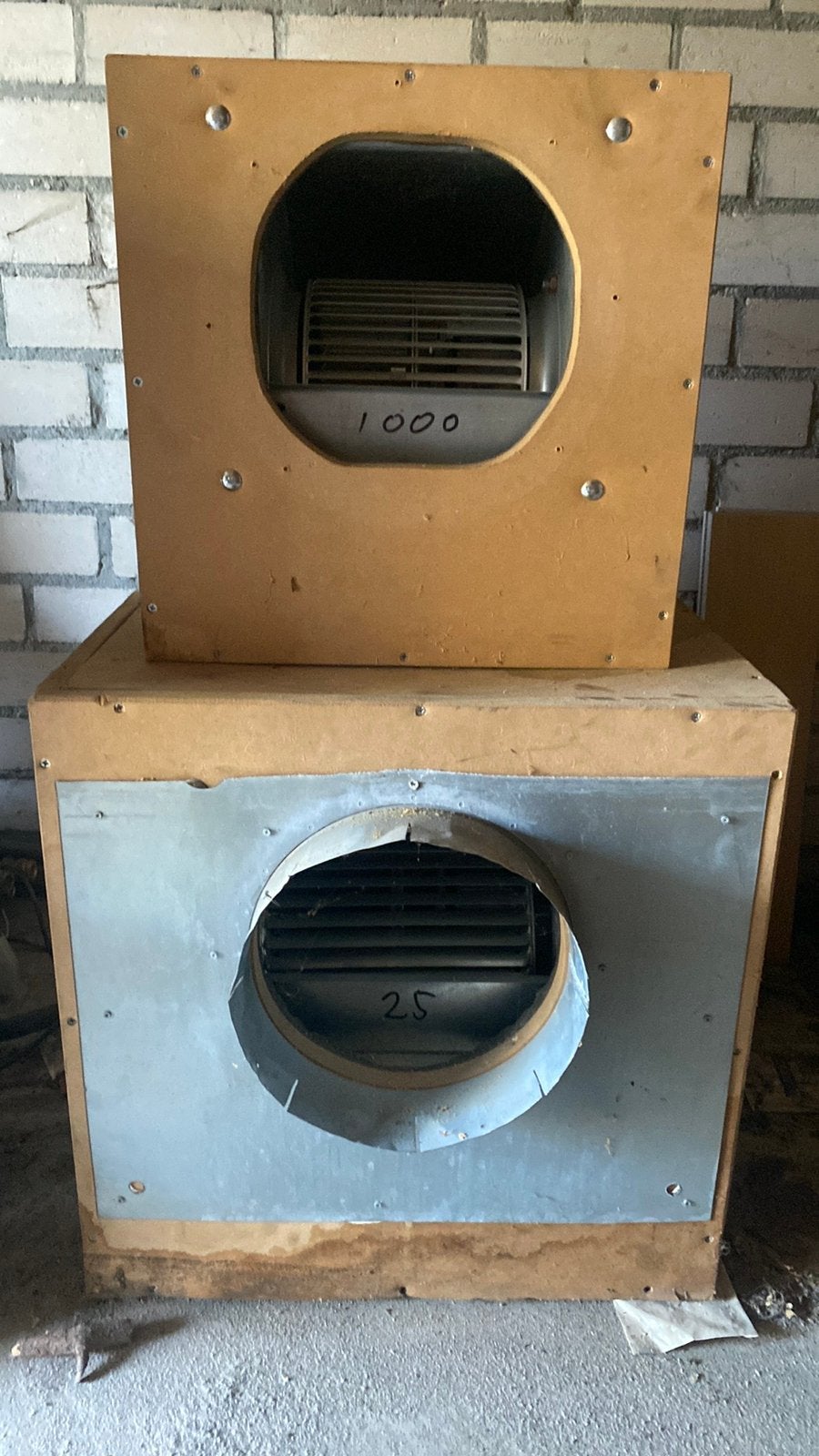2x rolventilator kisten, Ophalen, Gebruikt