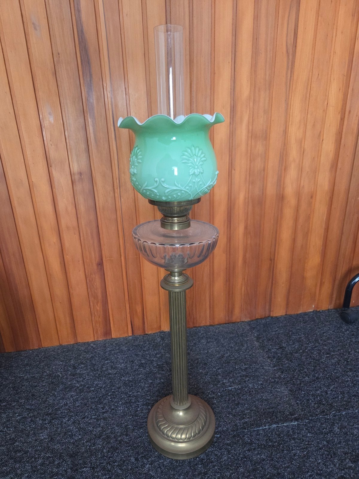 Antieke olielamp met groene glazen kap, Antiek en Kunst, Ophalen
