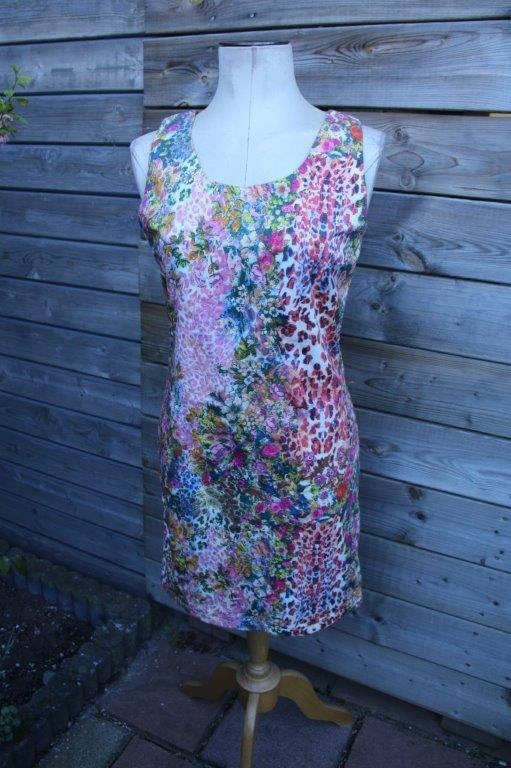 Jurk gekleurd Donna Dura mt 36 Vaste prijs, Kleding | Dames, Jurken, Overige kleuren, Verzenden, Donna Dura, Zo goed als nieuw