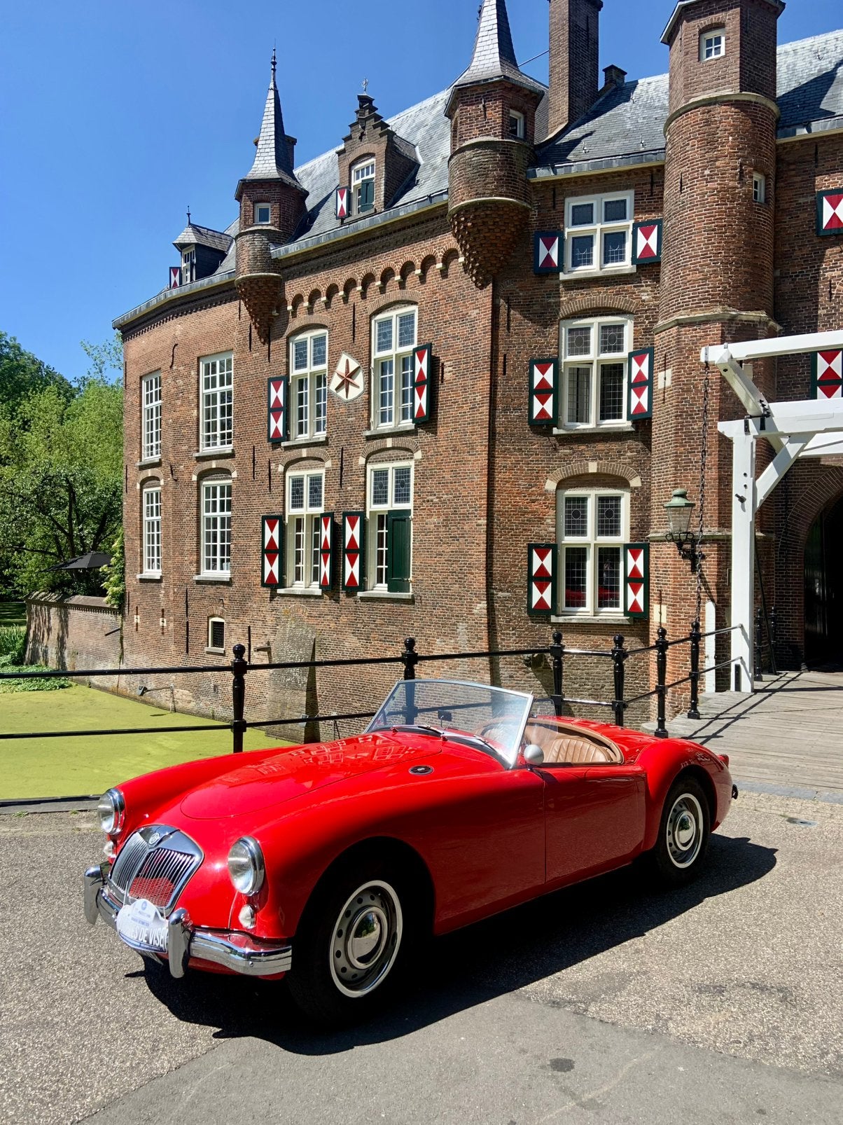 MG 1957 Rood, Achterwielaandrijving, Beige, 4 cilinders, Cabriolet