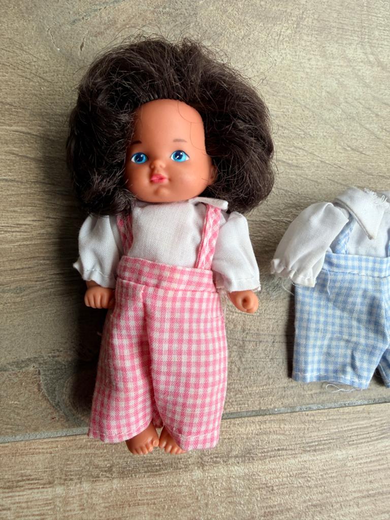 Vintage Mattel Babypopje 1976 met extra outfit, Ophalen of Verzenden, Gebruikt, Babypop