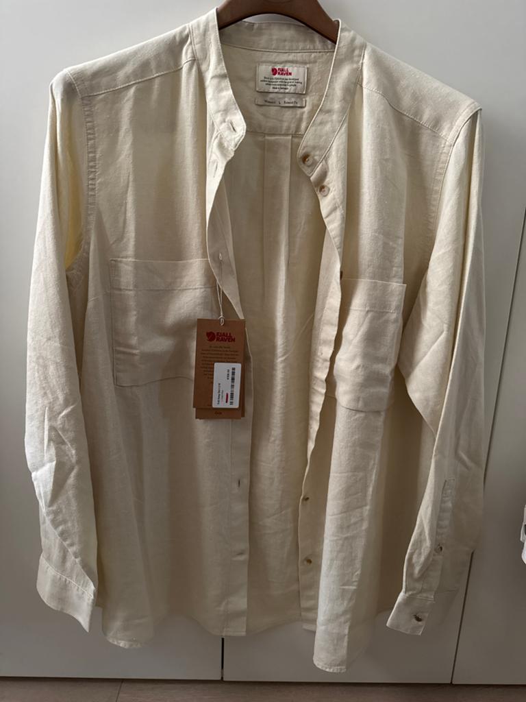 Fjällräven Ovik hemp blouse maat L, nieuw met kaartje, Kleding | Dames, Ophalen of Verzenden, Nieuw, Maat 42/44 (L), Beige