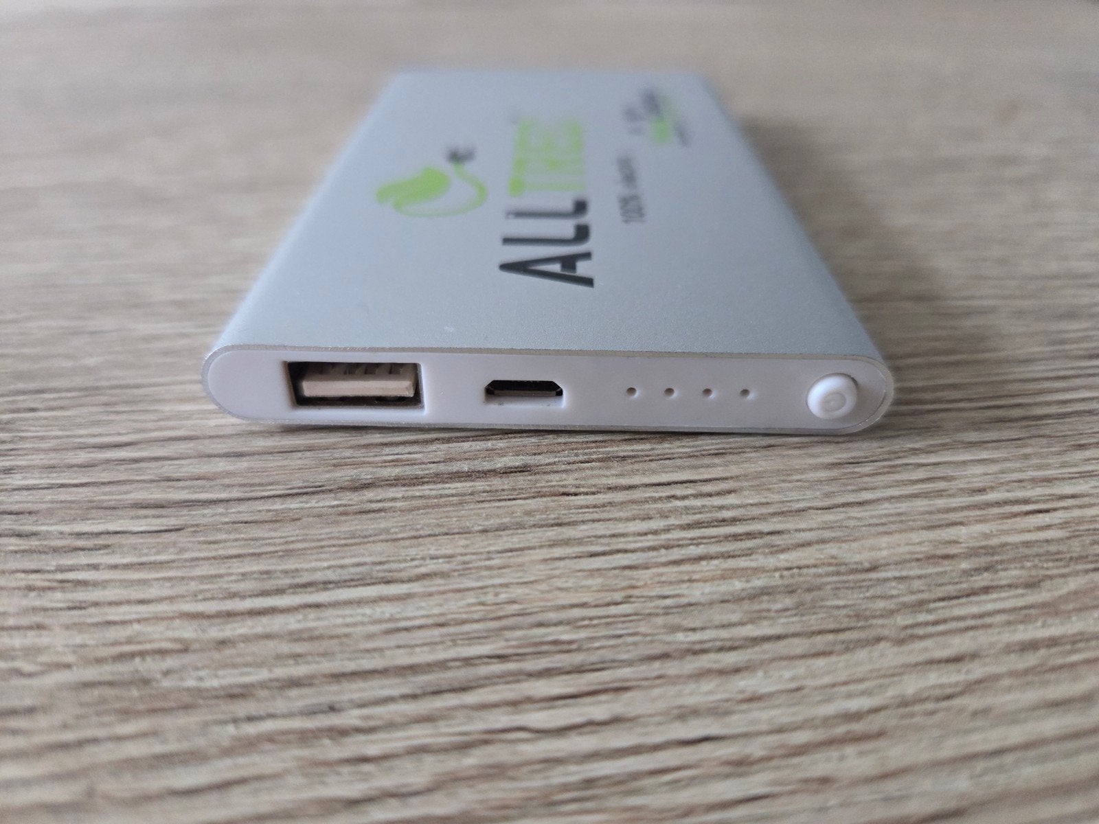 Powerbank - Zilver, Ophalen of Verzenden, Gebruikt